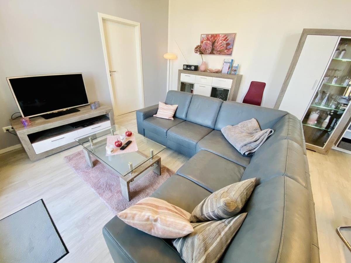 Ferienwohnung Berringer, Barsch, direkt an der Promenade Rostock Exterior foto